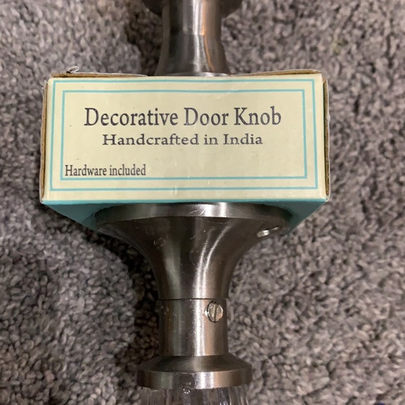 Decorative Crystal Clear Door Knobs - Picture 5 of 5
